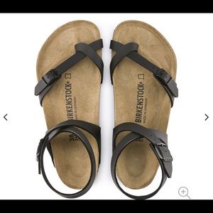 Worn Once! Birkenstock Yara in Black!